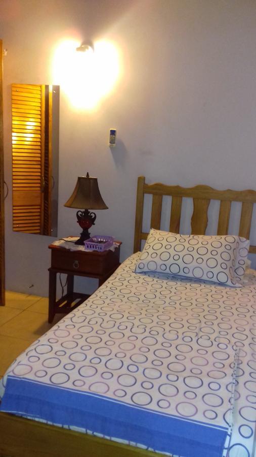 Abriannas Inn Bed & Breakfast Port of Spain Экстерьер фото